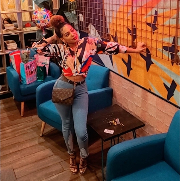 Personal Luxury Assistant - Picture 3 of 12